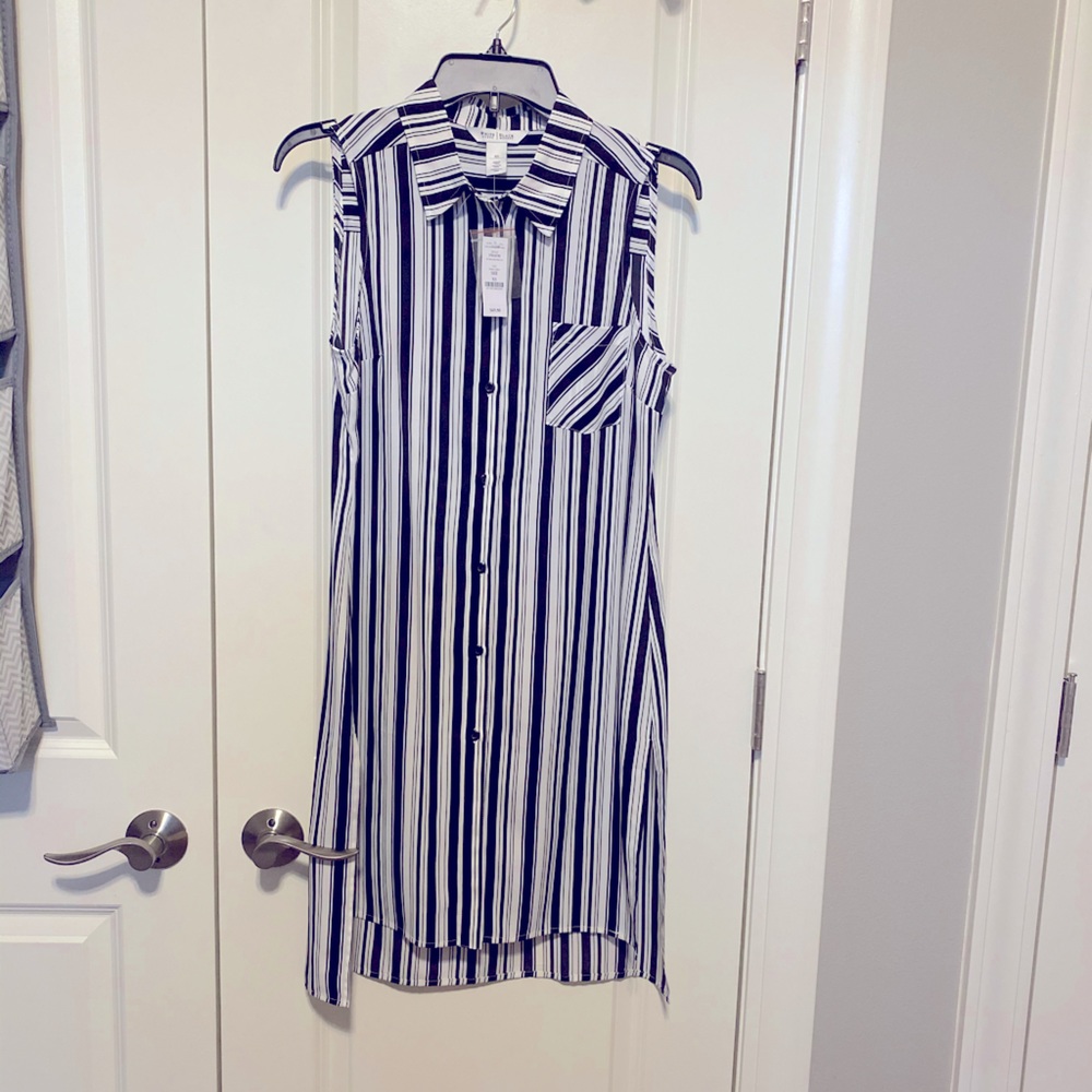 Brand new, black and white tunic.